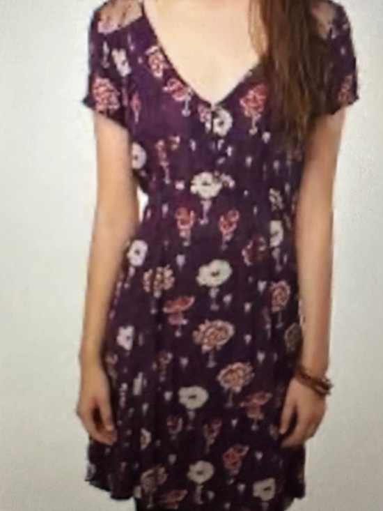 KIMCHEE BLUE Dresses & Skirts - KIMCHI BLUE FLORAL GRUNGE DRESS ( VIOLET HARMEN) LIKE NEW